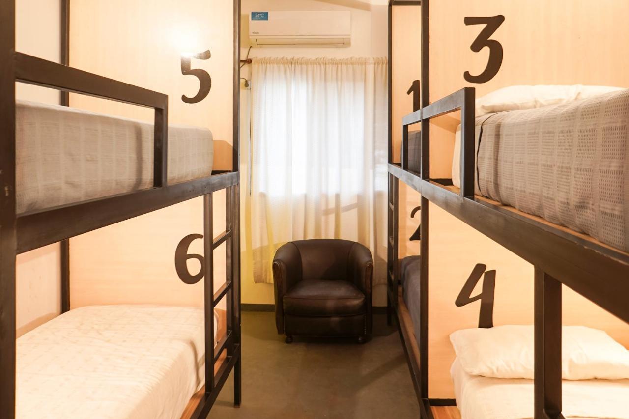 Hostel Cha Ресістенсія Екстер'єр фото
