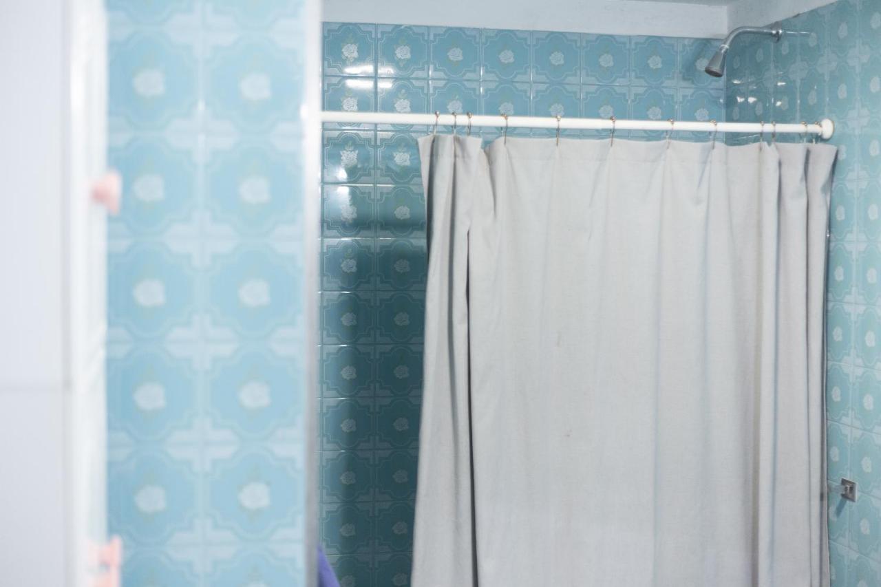 Hostel Cha Ресістенсія Екстер'єр фото
