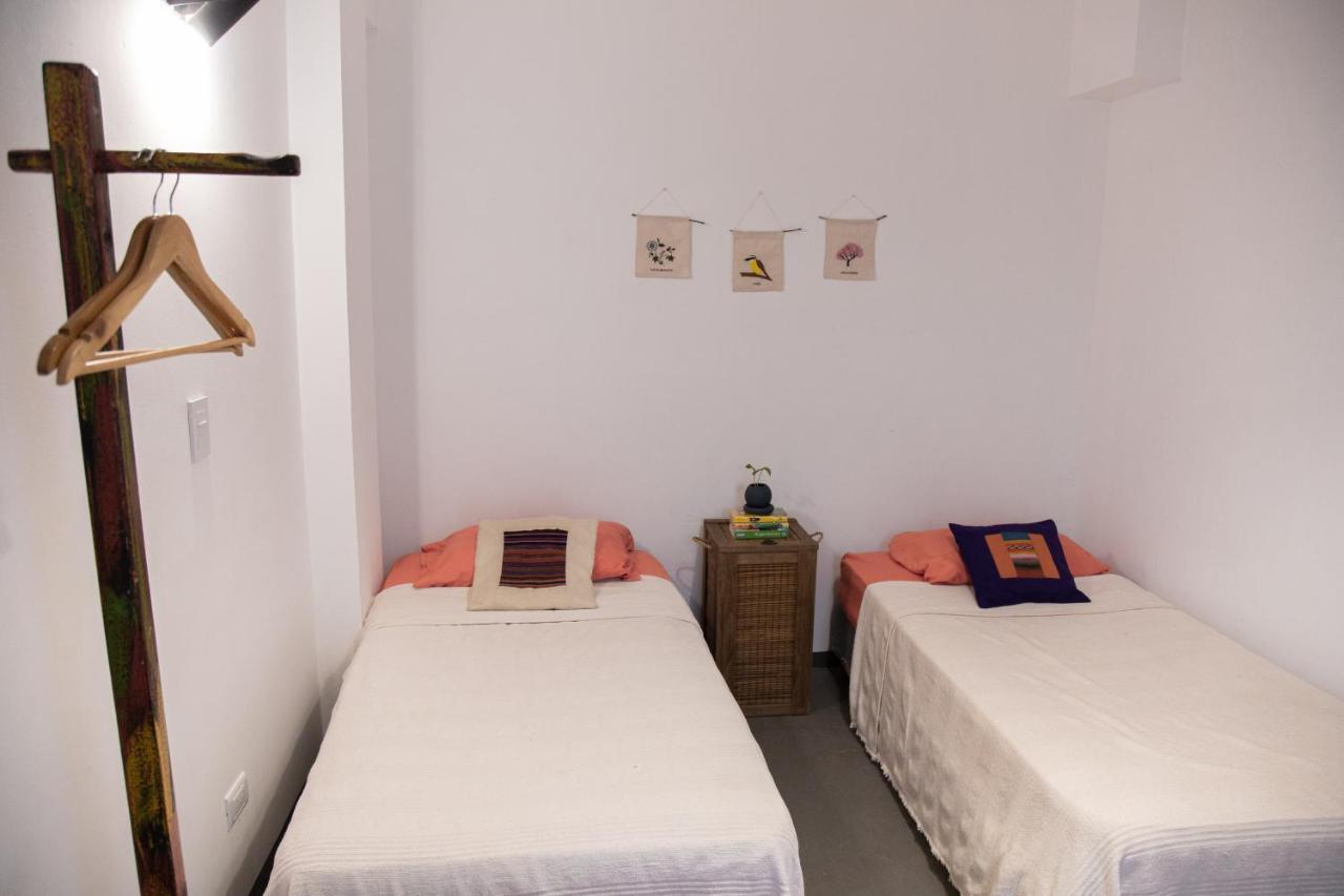 Hostel Cha Ресістенсія Екстер'єр фото